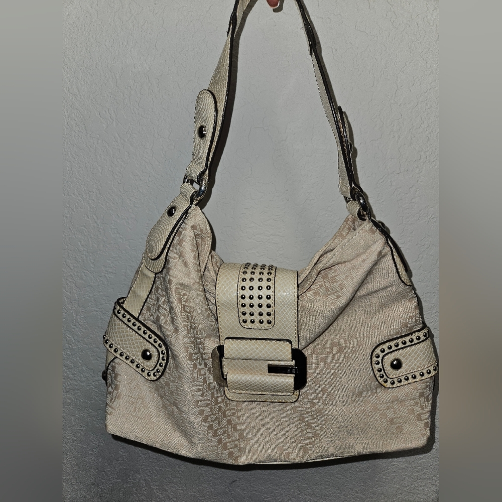 GUESS shoulder bag